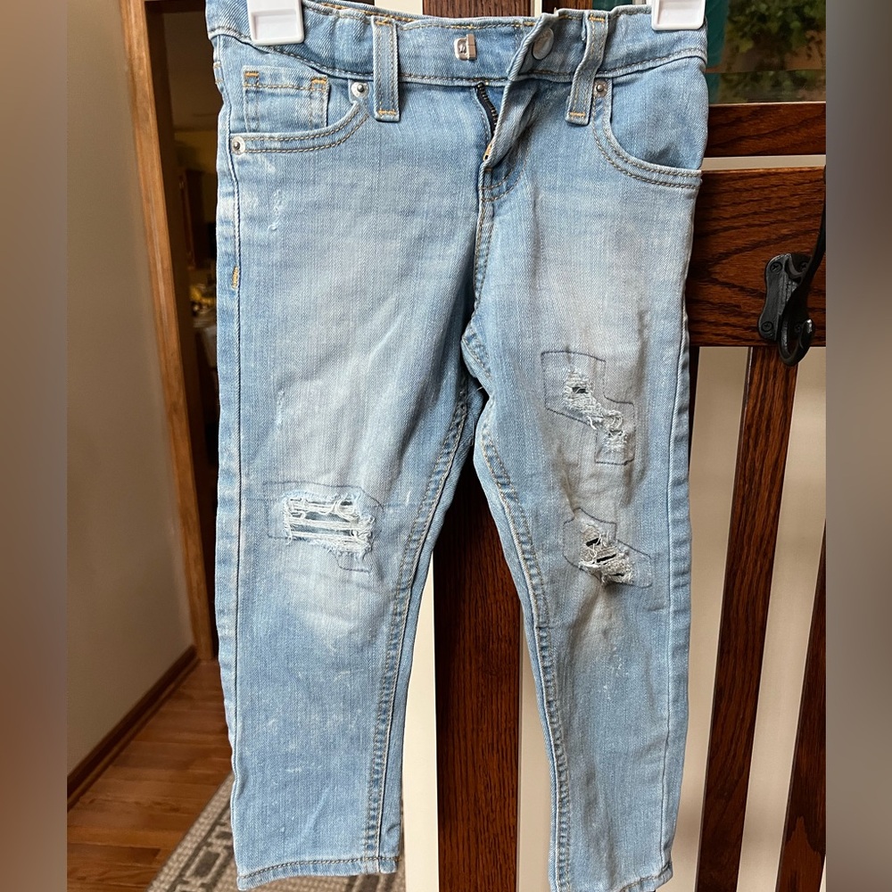 Toddler size 4 denizen jeans